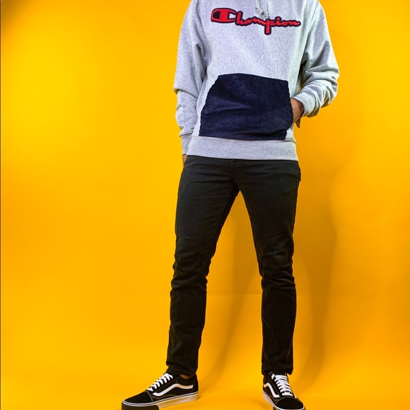 ♥️SOLD♥️Champion New Gray Logo Hoodie - Picture 3 of 8